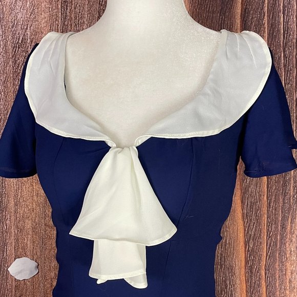 Unique Vintage 1920s Style Flapper Dress - Picture 3 of 7